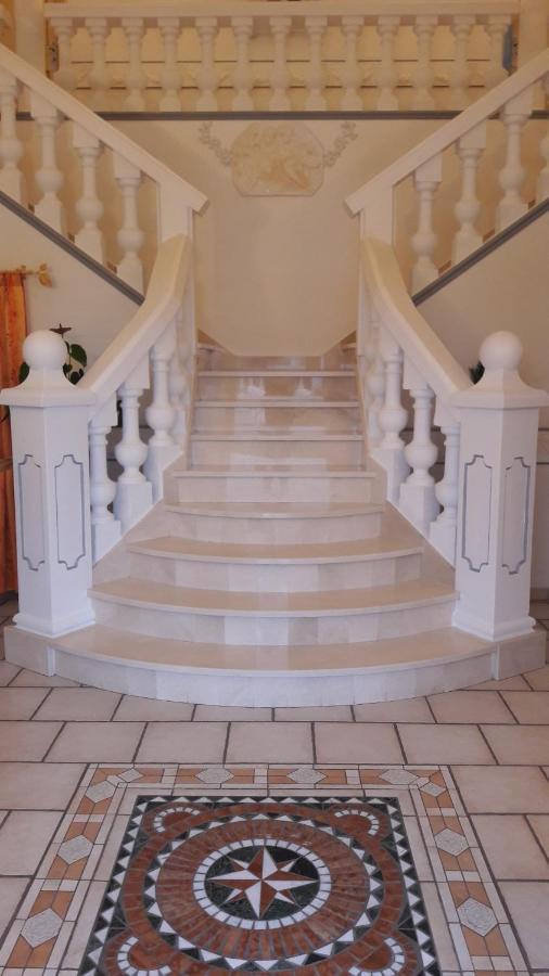 Maison d hôtes Salvatrice Rouvroy  Extérieur photo